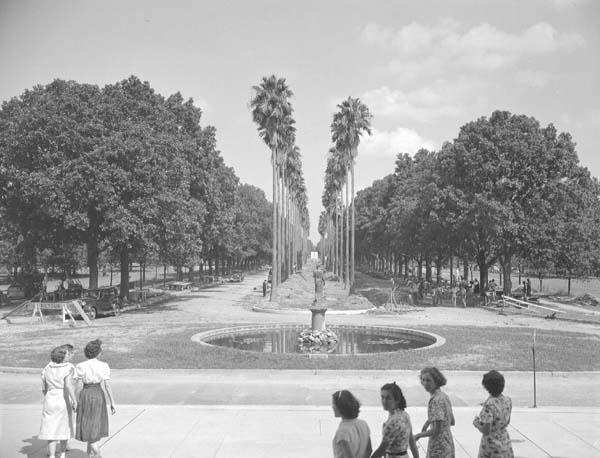 "City Park entrance from Delgado Museum. Exterior."