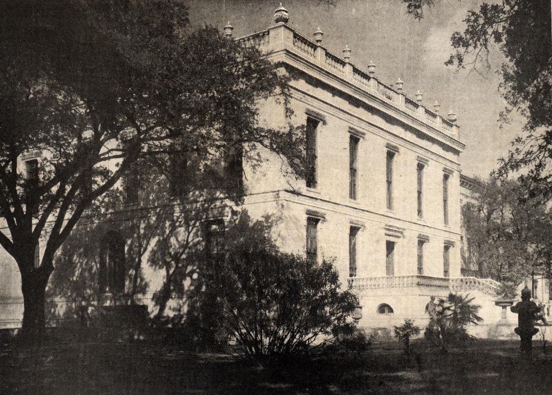 College Hall, 1909.