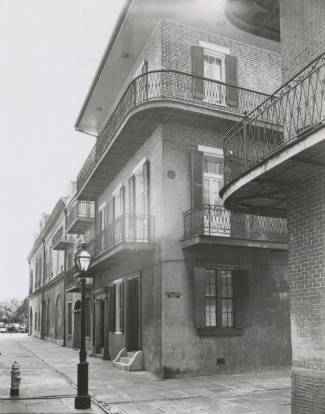 Battle of New Orleans: Pirate's Alley, The Arsenal, Creole House & Jackson House