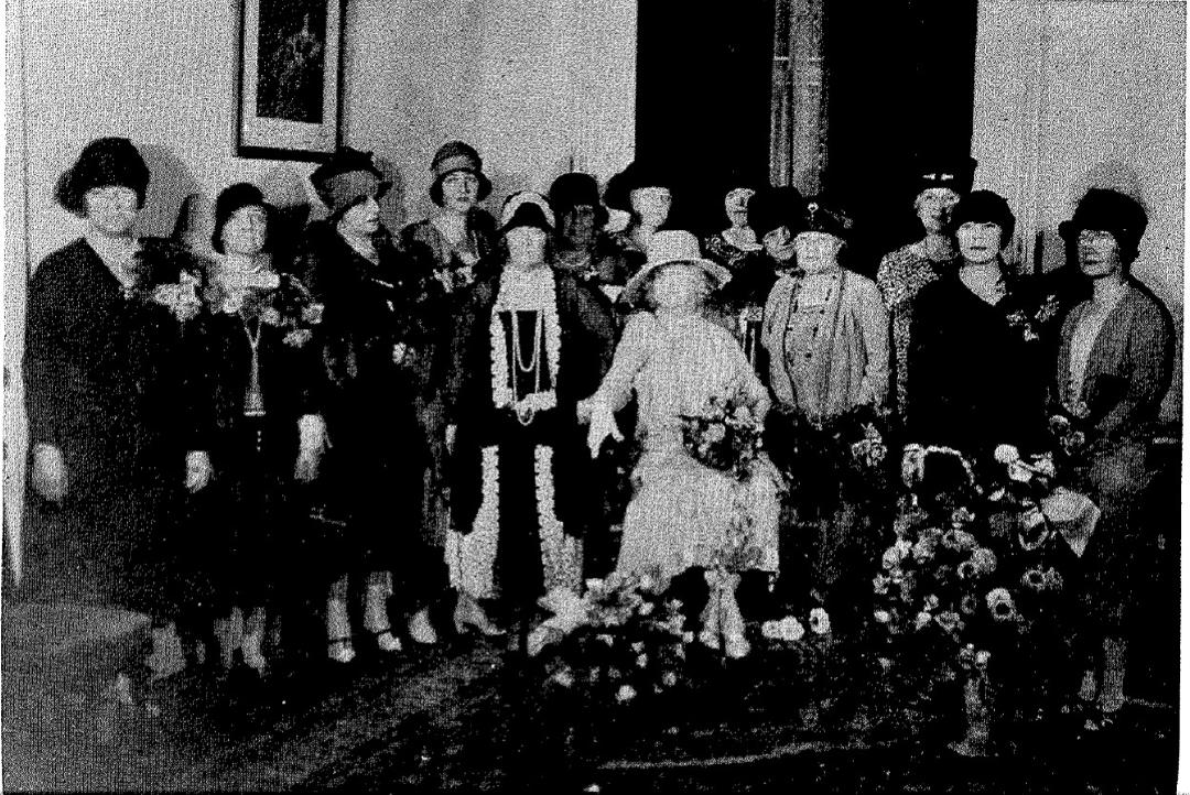 Members of Le Petit Salon